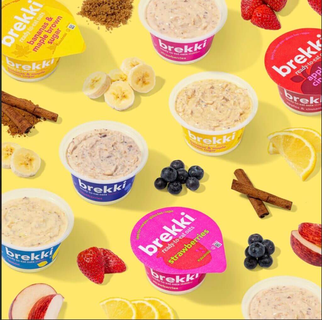 Brekki oat cups with fruit